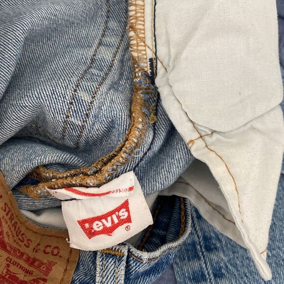 Levi’s Classic 501 Straight leg Jeans Size 26 Button fly distressed knee Vintage - Picture 9 of 10